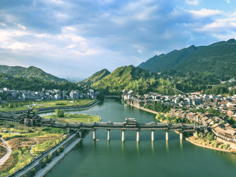 重慶市黔江區阿蓬江流域水生態修復